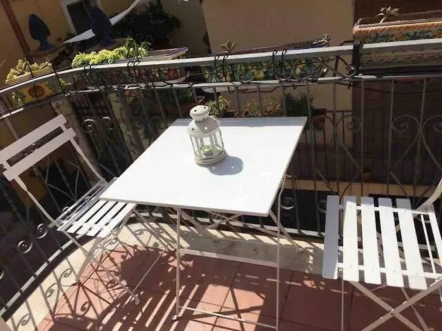 La Casa Nel Vicoletto Villa Taormina 0*,  İtalya